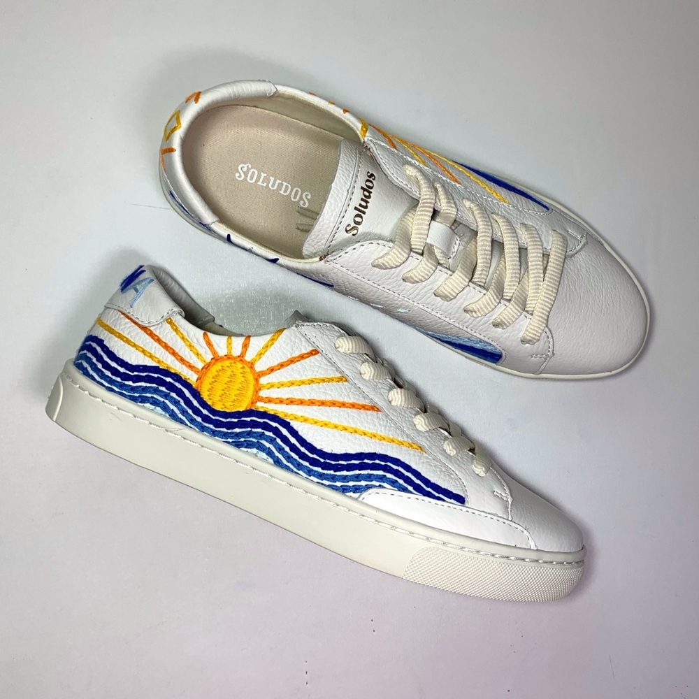 EUC Soludos Ibiza Sunrise Sunset Sneaker White Embroidered Leather Size 7.5